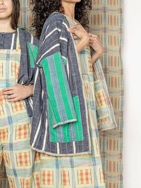 Ace & Jig Reversible Short Quilted Duster in Tundra/League